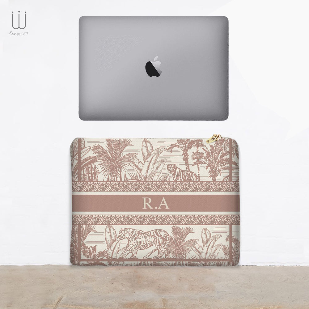 Safari Pouch - XSESWARY